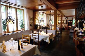 Hotel Hohenstaufen KG