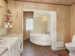 5 Star Holiday Home in Jerup