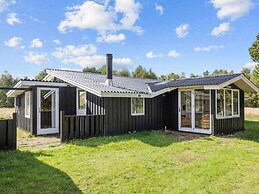 5 Star Holiday Home in Jerup