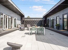 5 Star Holiday Home in Vaeggerlose