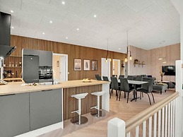 5 Star Holiday Home in Spottrup