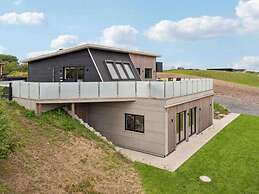 5 Star Holiday Home in Spottrup