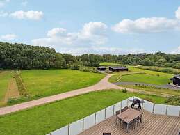 5 Star Holiday Home in Spottrup