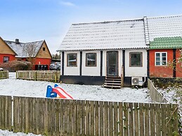 5 Star Holiday Home in Ronne
