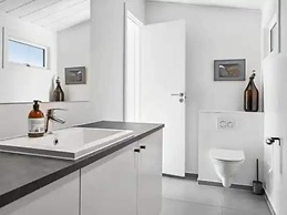 5 Star Holiday Home in Vaeggerlose