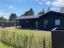 5 Star Holiday Home in Vaeggerlose