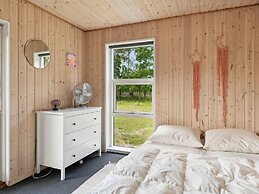 5 Star Holiday Home in Vaeggerlose