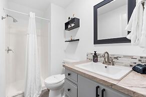 Skyview Getaway 2bdr for 4
