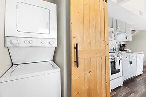 Skyview Getaway 2bdr for 4