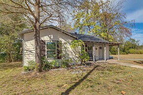 Walk to East Texas A&m! Home w/ Pet-friendly Yard