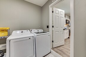 Walk to East Texas A&m! Home w/ Pet-friendly Yard