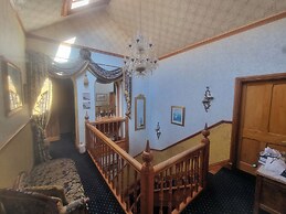Ashleigh House
