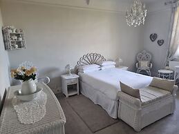 Ashleigh House