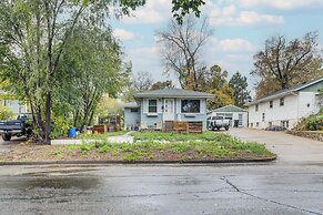 1 Mi to Downtown Bismarck! Residential Duplex