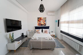 Villa Jar l Gance et Authenticit