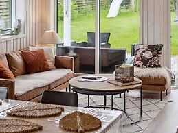 5 Star Holiday Home in Stroby