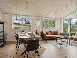 5 Star Holiday Home in Stroby