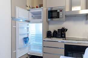 [Modern] 2BR/2BA • Metro Access • 12min Duomo