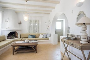Villa Pisti by Apleton Villas Paros