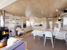 5 Star Holiday Home in Roslev