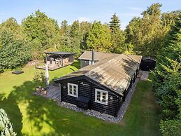 5 Star Holiday Home in Vaeggerlose