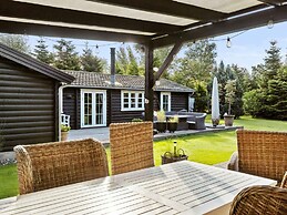 5 Star Holiday Home in Vaeggerlose