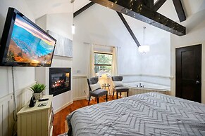 Silverbrook Cabin for 4