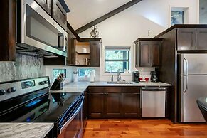 Silverbrook Cabin for 4
