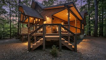 Silverbrook Cabin for 4