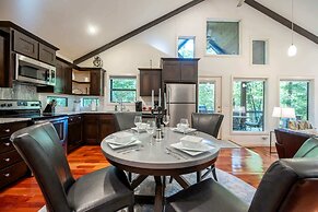 Silverbrook Cabin for 4