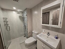 Pool Side Retreat- 1 BED TC-B105