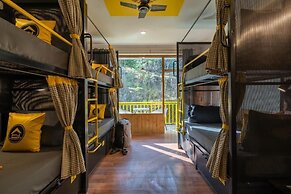 The Hosteller Manali, Old Manali