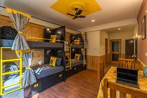 The Hosteller Manali, Old Manali