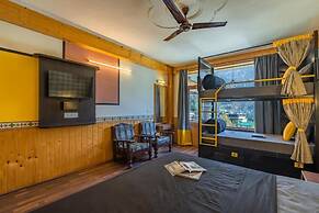 The Hosteller Manali, Old Manali