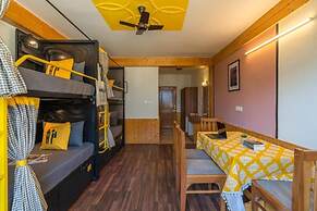 The Hosteller Manali, Old Manali