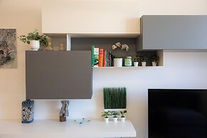 Rental in Rome Colosseo Modern Apartment