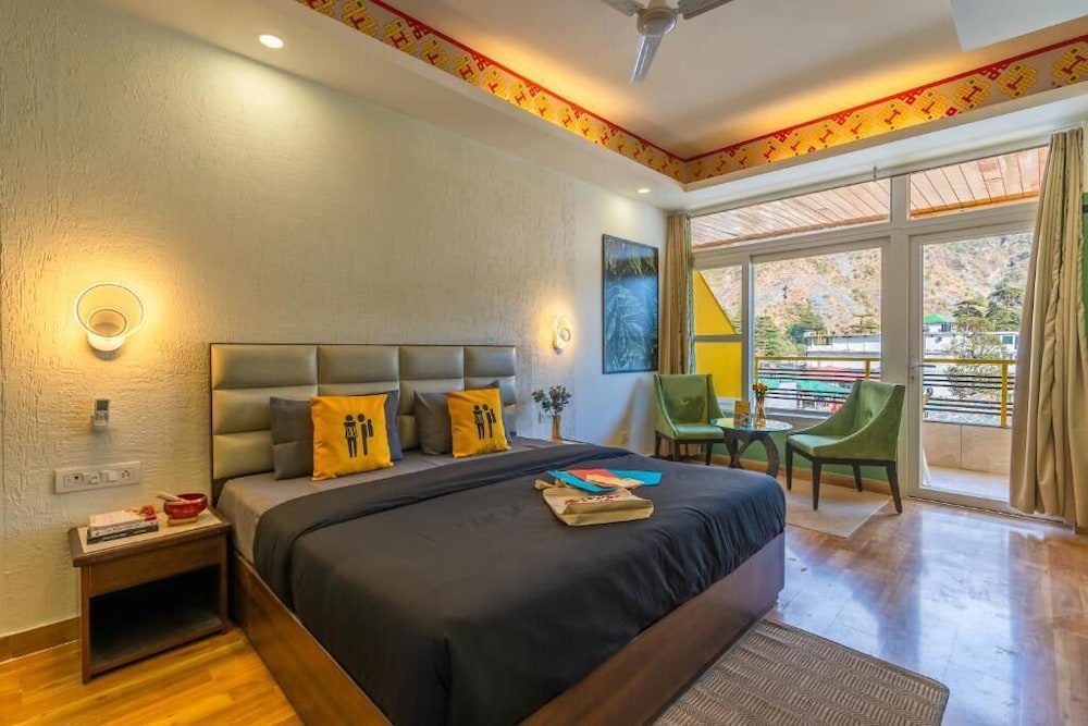 The Hosteller Mcleodganj, Bhagsu Waterfall