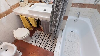 Rental in Rome Lungaretta Apartment