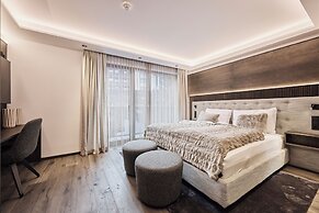 Chalet Ischgl - Modern Luxury Residences