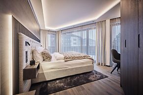 Chalet Ischgl - Modern Luxury Residences