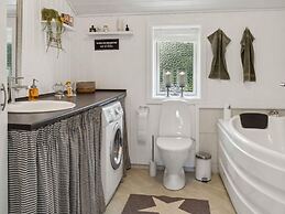 5 Star Holiday Home in Vaeggerlose