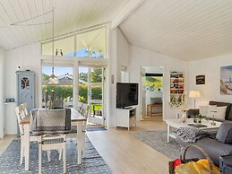 5 Star Holiday Home in Vaeggerlose