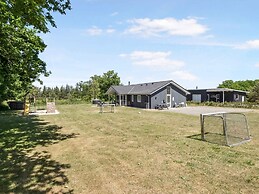 5 Star Holiday Home in Skals
