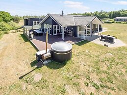 5 Star Holiday Home in Skals