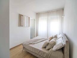Design Flat W/terrace, Porta Nuova