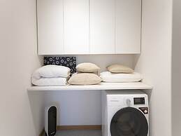 Design Flat W/terrace, Porta Nuova