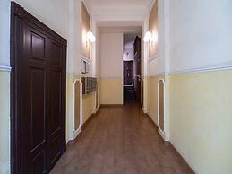 Charming Modern Apartment Near Argonne