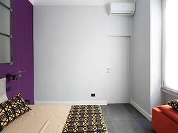 Charming Modern Apartment Near Argonne