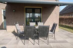 Family Bungalow With Private Garden