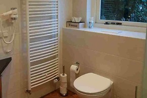 Family Bungalow With Private Garden